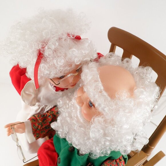 Vintage 90s Animatronic Musical Santa Mrs Claus Kiss Christmas Love Animated Big - Picture 9 of 17